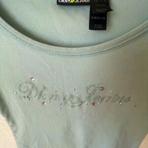 EUC DKNY  Super Soft Cotton Top